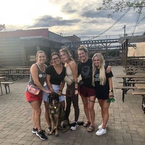 Meet your Posher, Gabrielle